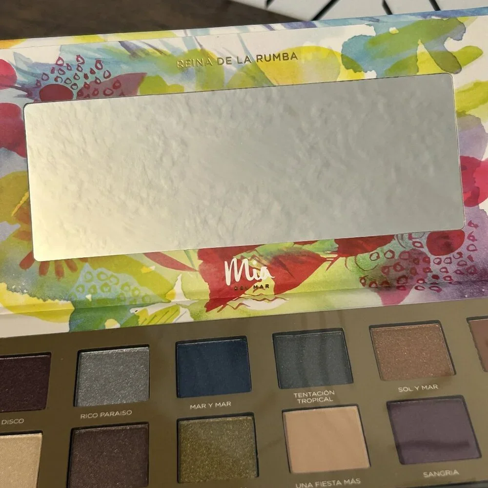 NEW Mia de Mar Life is a Fiesta Eyeshadow Palette Dual Brush Vegan Festival
